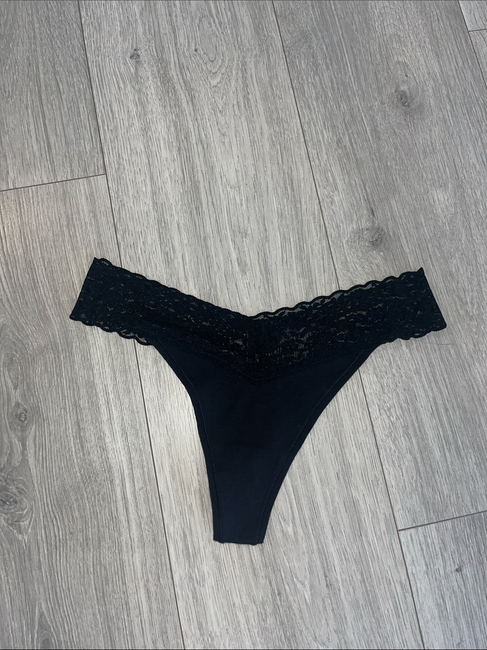 Victoria's Secret Black Lace V-Waist Thong
